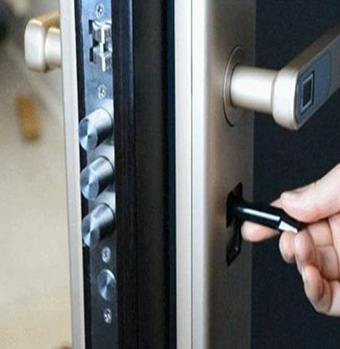 赤壁开锁 赤壁开锁公司开修指纹锁